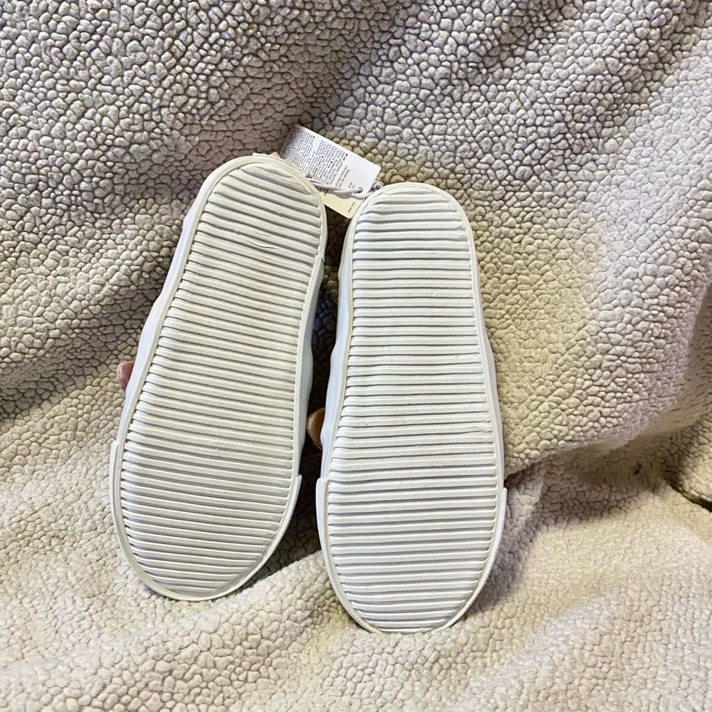 Slip-on shoe - Picture 6 of 6